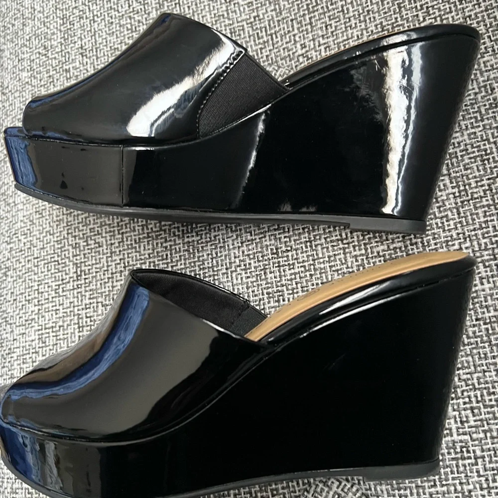 Black Patent Leather Platform Sandals.
Gently used. - Picture 3 of 5